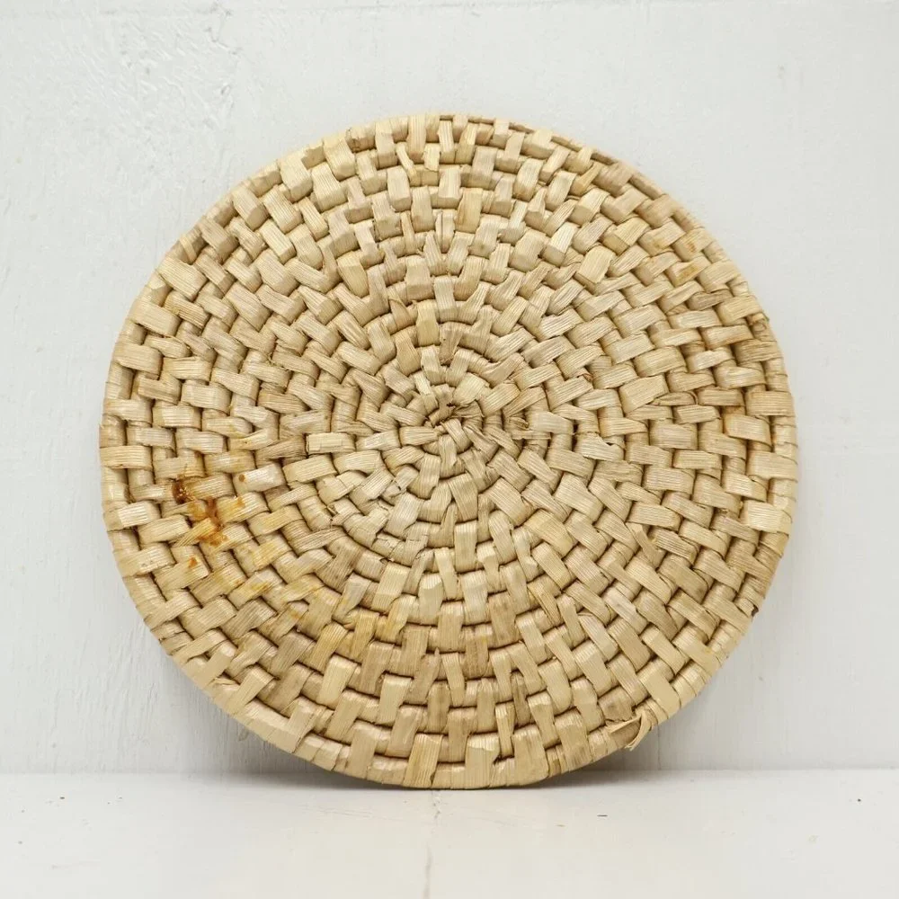 Vintage Rattan Whicker Thistle Natural Fiber 6in Diameter Trivet Coaster Set
